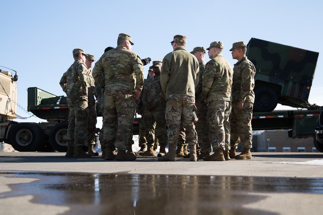 425th TC transports HUMVEES/equipment across state lines