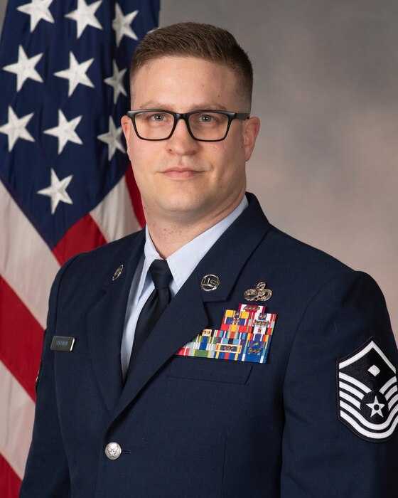MATTHEW G. ADELMAN, MSgt, USAF bio photo