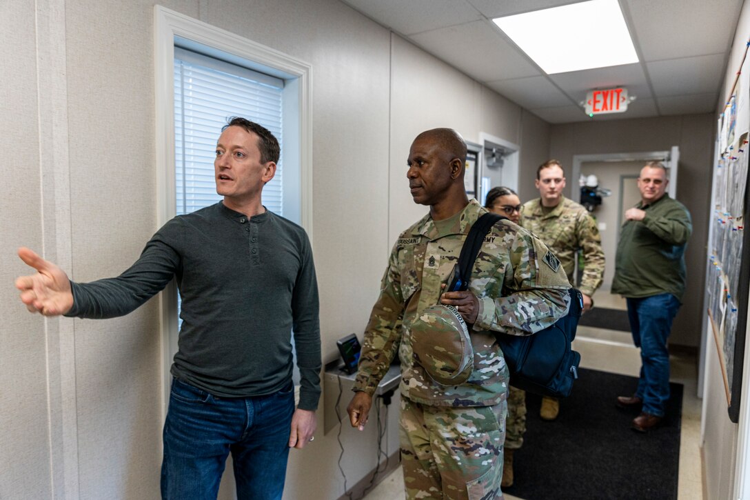 Command Sgt. Maj Patrickson Toussaint, the top senior enlisted advisor for the U.S. Army Corps of Engineers, visits the U.S. Army Corps of Engineers Pittsburgh District and talks to employees at the Monongahela River Locks and Dam 4 in Charleroi, Pennsylvania, Jan. 30, 2023. Toussaint spoke to employees across the district to gain a better perspective of their responsibilities and roles in supporting the corps’ mission in the greater Pittsburgh region. (U.S. Army Corps of Engineers Pittsburgh District photo by Michel Sauret)