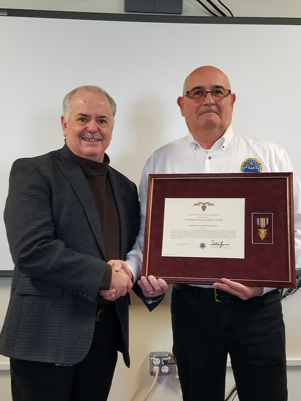 Marcelo Rosengarten, security assistant, DLA Installation Management San Joaquin, California received the Superior Civilian Service Award on Jan. 26.