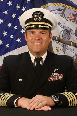 Official photo of CAPT Heirigs
