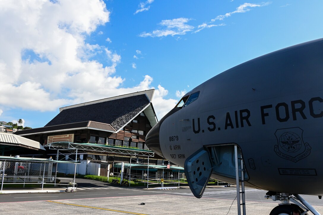 A KC-135 Stratotanker lands at Faa’a International Airport, Tahiti, French Polynesia, Jan. 28, 2023. During the course of seven days, two KC-135 Stratotankers stopped in Tahiti as they circumnavigated the Southern Hemisphere during an unprecedented endurance mission. (U.S. Air Force photo by 2nd Lt. Kristin Nielsen)