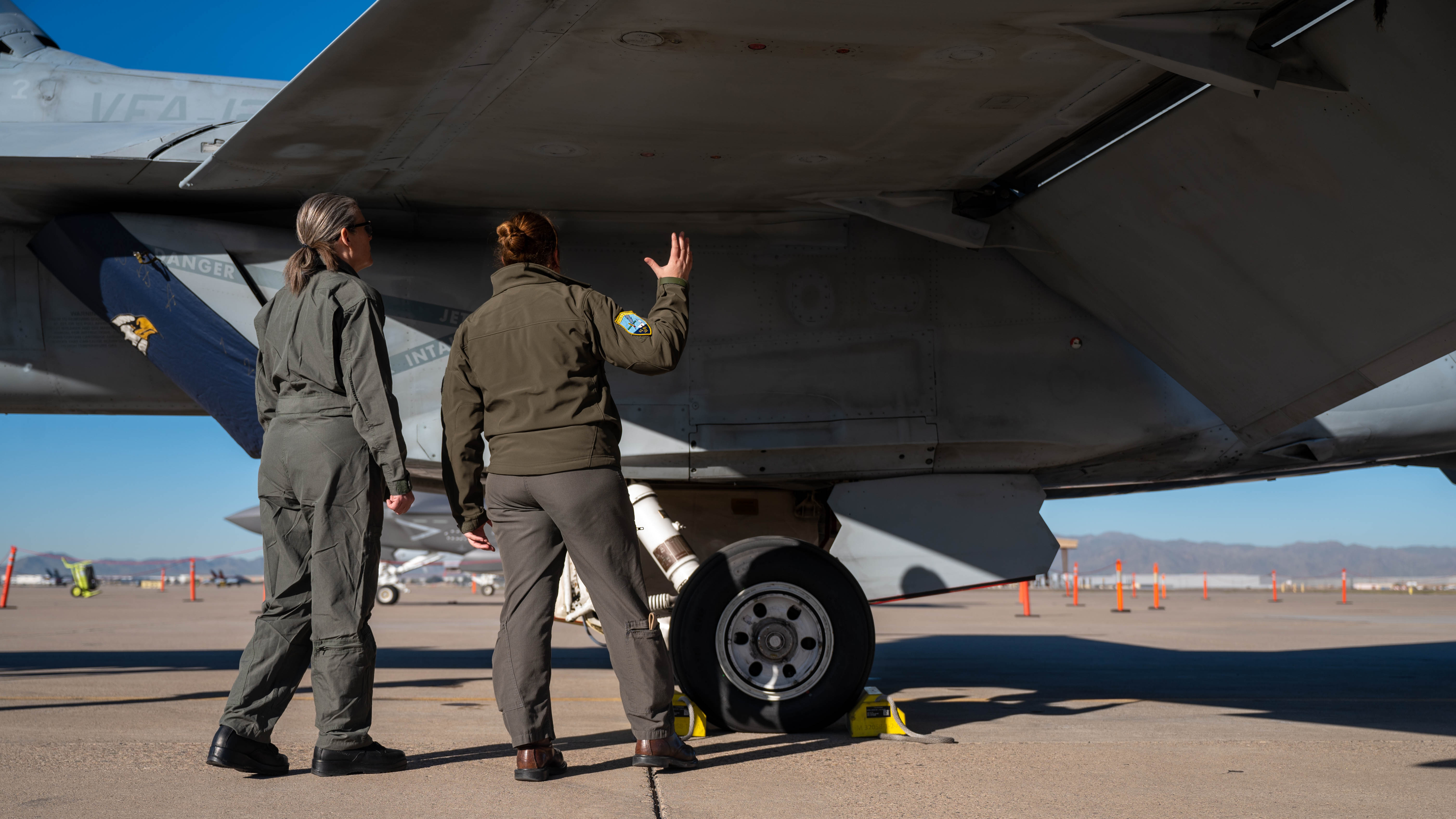 Luke AFB hosts COMREL day > Luke Air Force Base > Article Display