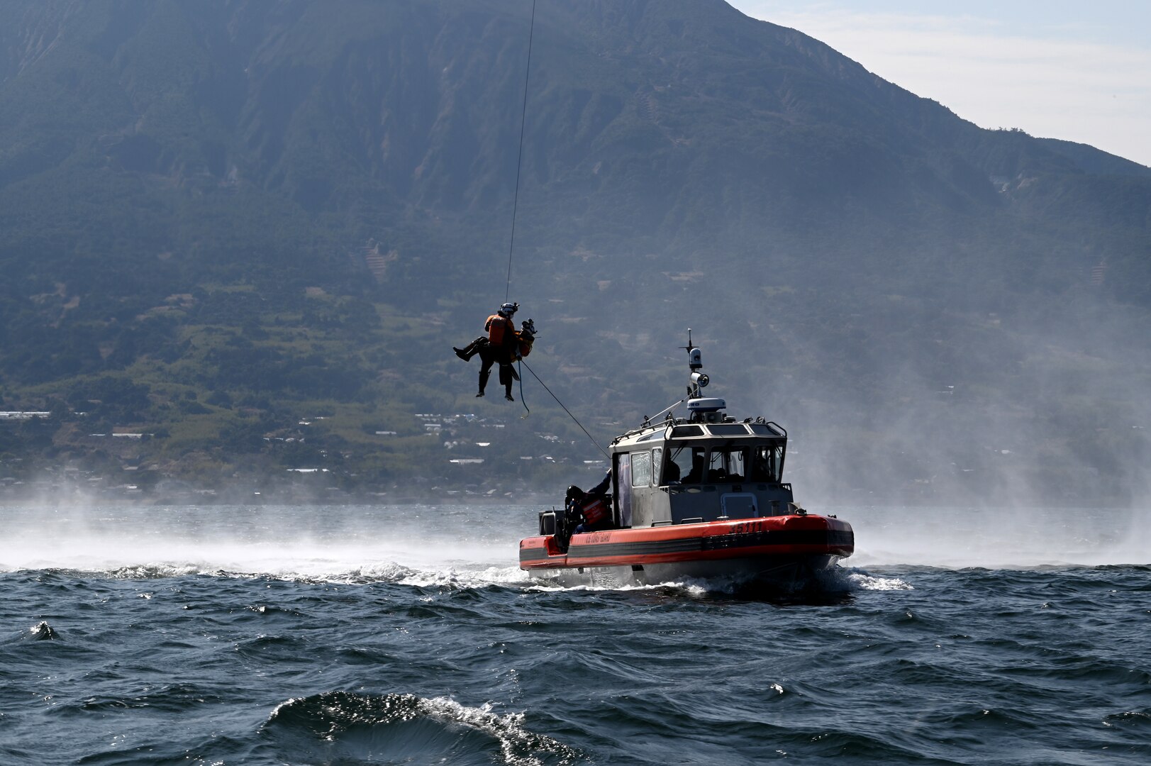 U.S. Coast Guard, Japan Coast Guard crews conduct joint search-and-rescue exercise