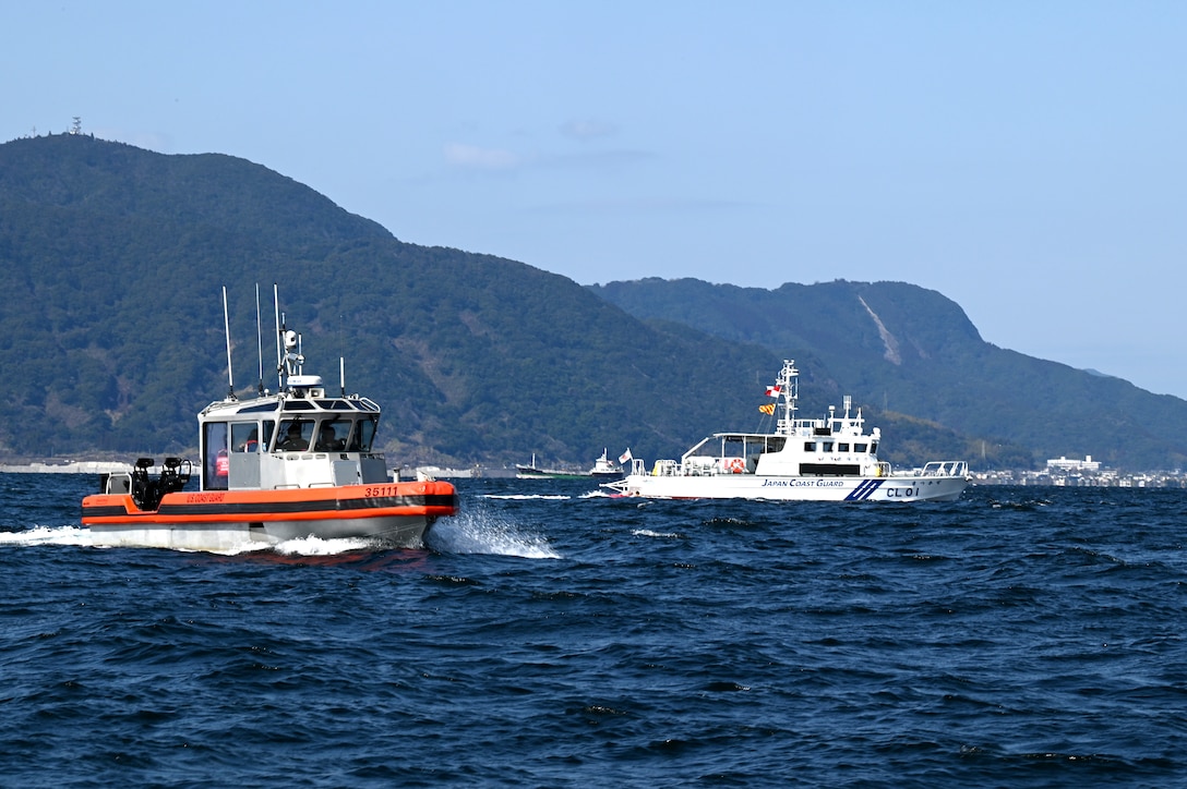 U.S. Coast Guard, Japan Coast Guard crews conduct joint search-and-rescue exercise