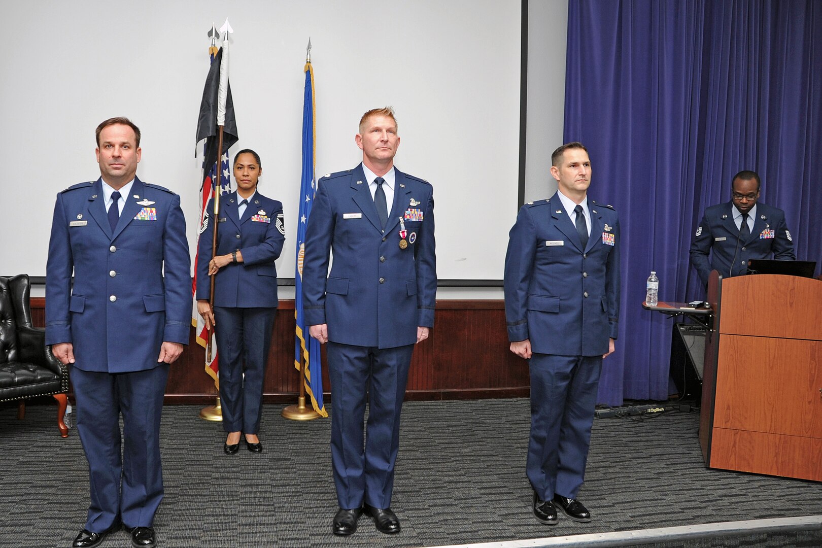 Mitchell assumes command of UFT