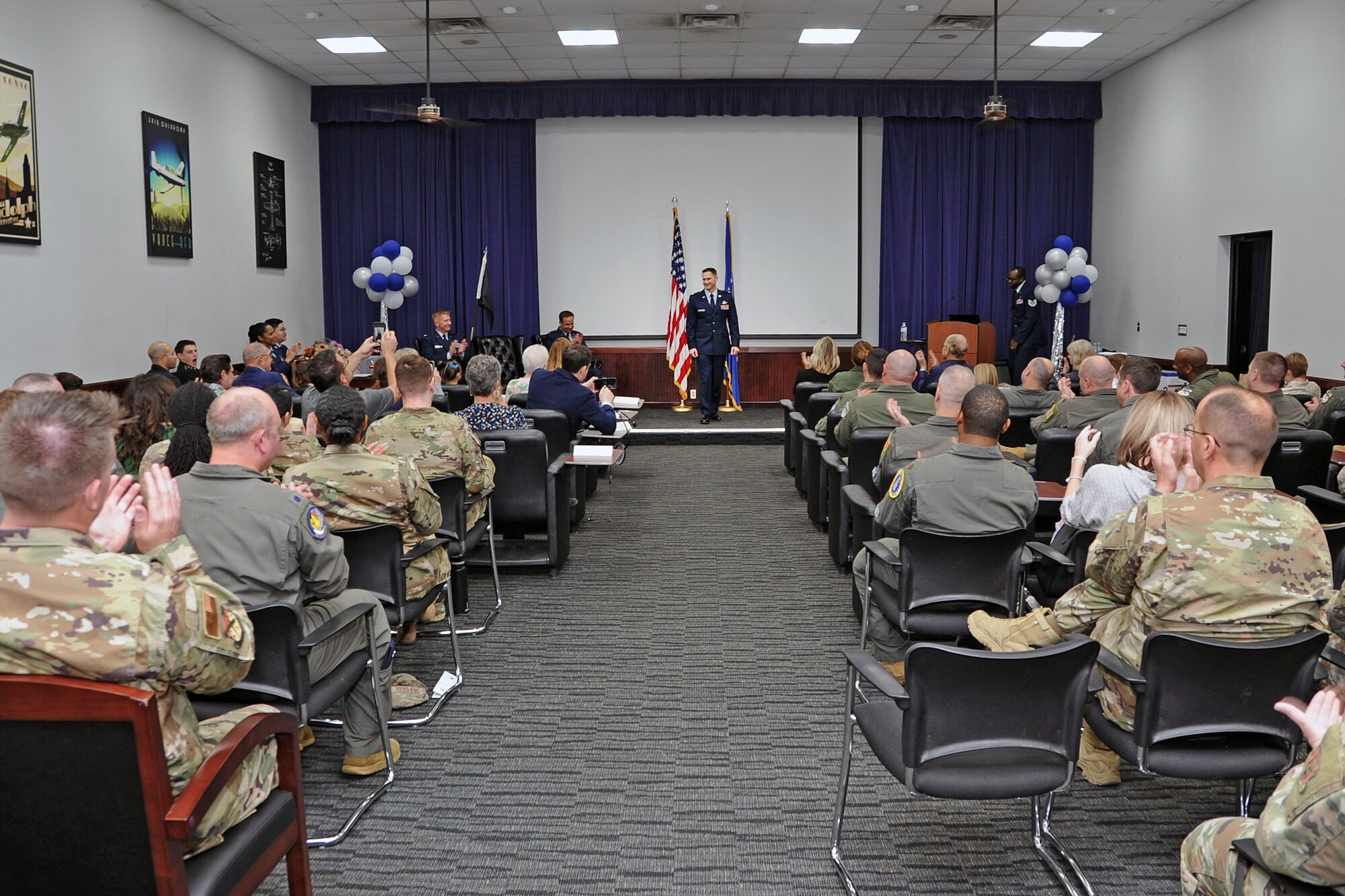 Mitchell assumes command of UFT