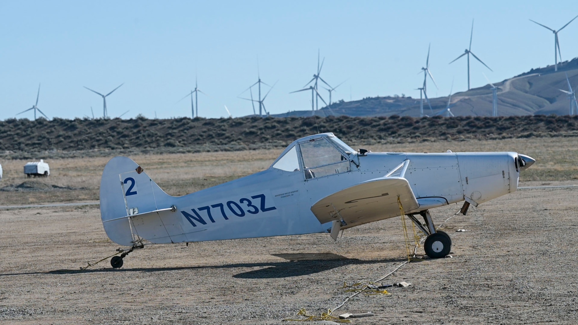 Skylark North Glider School in Tehachapi, California is where the Space Test Course was conducted. To celebrate National Engineering Week, the United States Air Force Test Pilot School based at Edwards Air Force Base went to Tehachapi to fly mountain gliders to simulate space shuttle approaches.