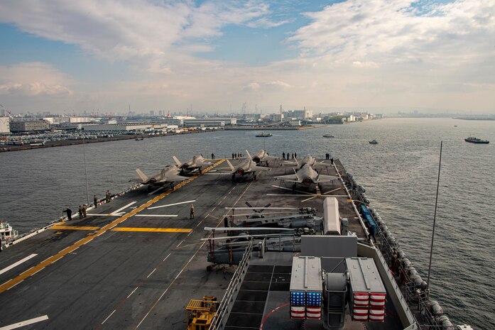 America Arrives in Osaka