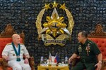 CNO Visits Philippines to Discuss Regional Security, Importance of the Navy