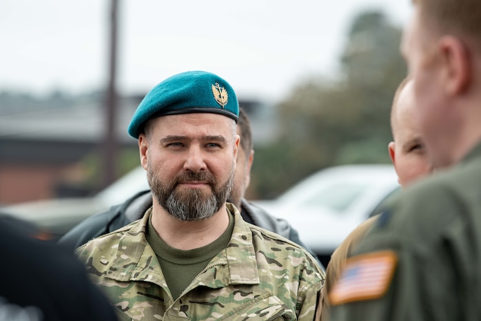 Ukrainian Soldiers Visit Joint Base Charleston