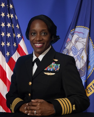 Official photo of Capt. Johnetta C. Thomas, Commanding Officer, NSA Mechanicsburg, NSA Philadelphia and Philadelphia Navy Yard Annex.