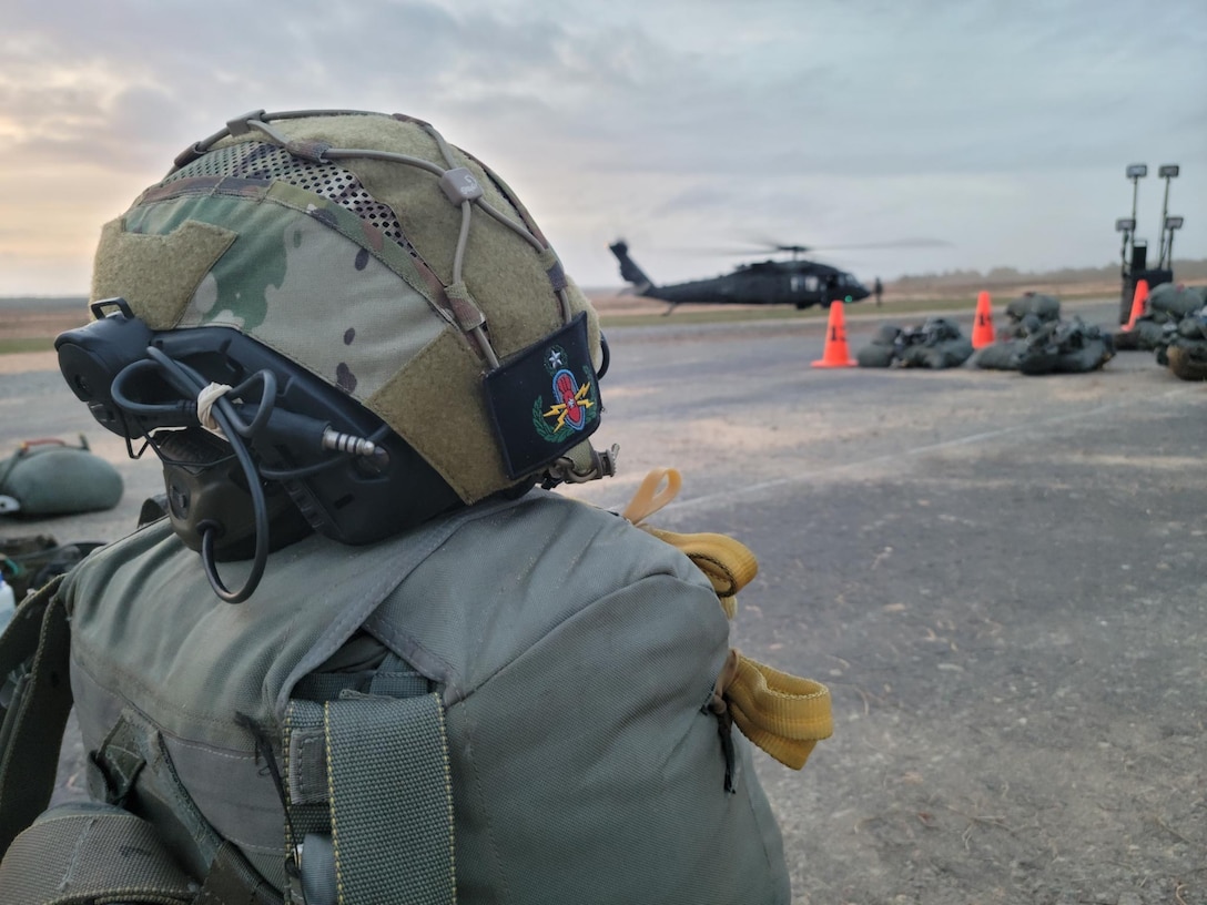 One-of-a-kind U.S. Army Airborne EOD Company marks anniversary with largest ever EOD parachute jump