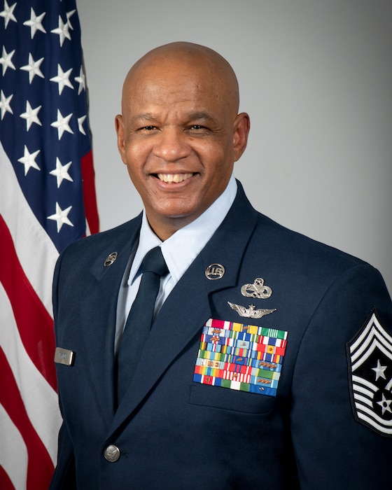 Official Photo of Command Chief Master Sergeant Edward N. Taylor III
