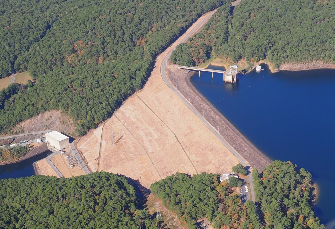 Vicksburg, Miss. – The U.S. Army Corps of Engineers (USACE) Vicksburg District’s DeGray Lake and hydropower plant will celebrate its 50th anniversary with a welcome ceremony and open house Jan. 18 from    9-11:30 a.m. at DeGray Lake Visitor Center in Arkadelphia, Arkansas.