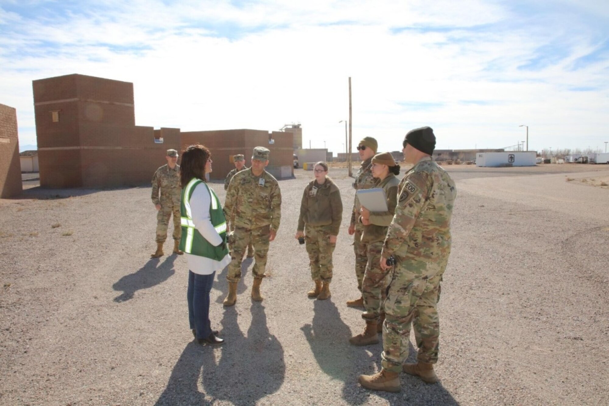 Units from the U.S. military’s premier all hazards command trained together during a radiological course at the Defense Nuclear Weapons School on Kirtland Air Force Base, New Mexico. Soldiers from the 20th Chemical, Biological, Radiological, Nuclear, Explosives (CBRNE) Command’s 1st Area Medical Laboratory and Nuclear Disablement Teams both participated in the Applied Radiological Response Techniques Level 2 course. Courtesy photo.