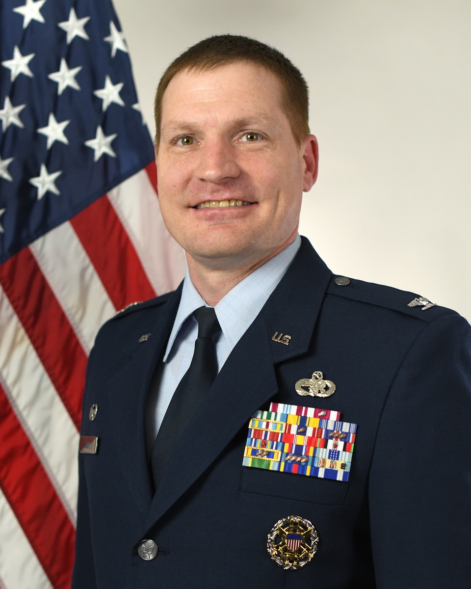 Official photo of Col. Brandon W. Stepp, commander, 624 Regional Support Group.