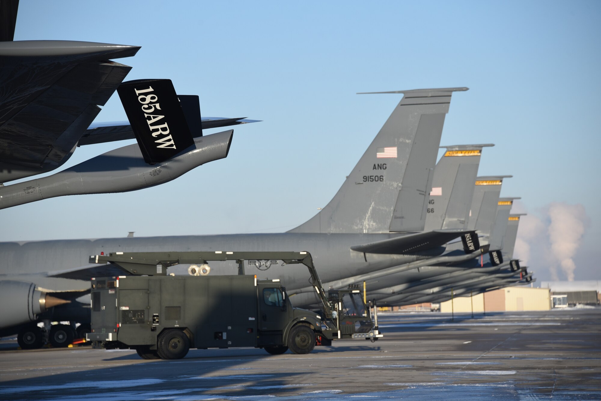KC-135 deice