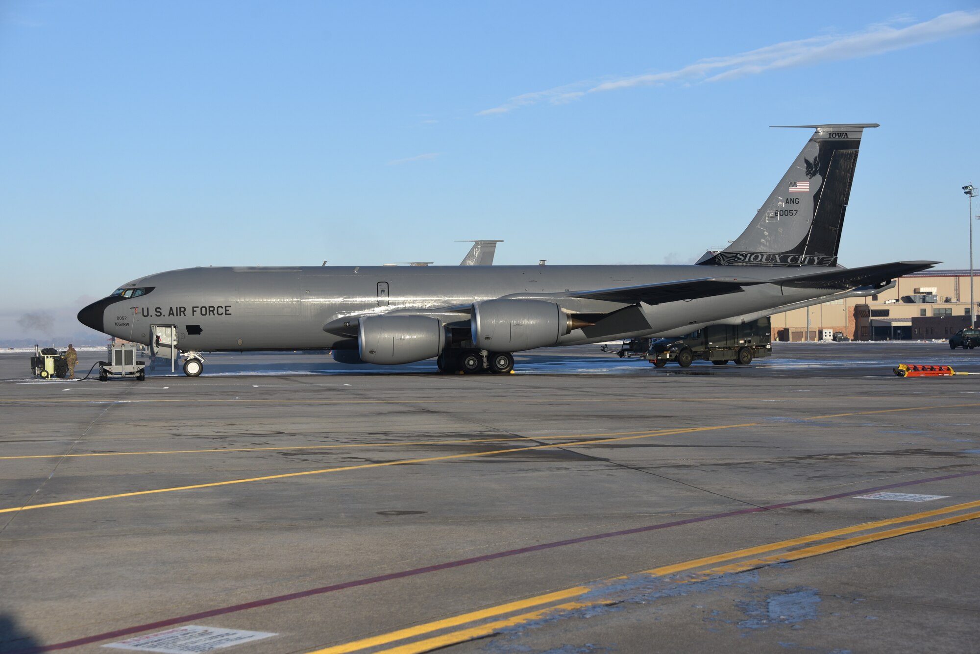 KC-135 deice