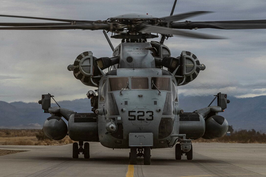 MAG-16 CH-53E FARP