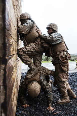 U.S. Marine Corps recruits with Bravo Company, 1st Recruit Training Battalion, participate in an obstacle during the Crucible at Camp Pendleton, Calif., Jan. 3, 2023.