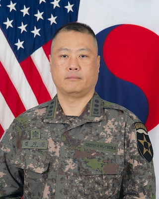 Colonel Ki Hwan, Kim Command Group Photo