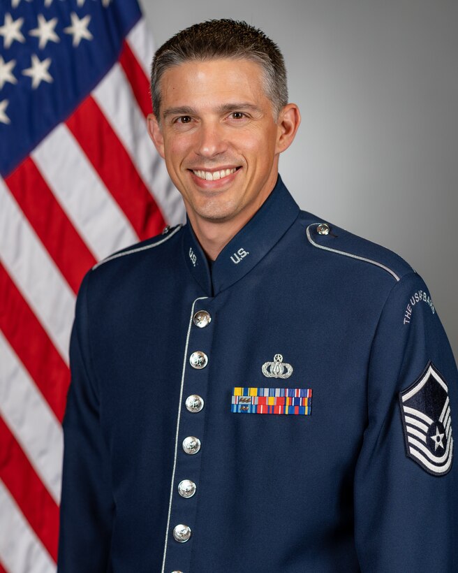 MSgt Wisniewski official photo