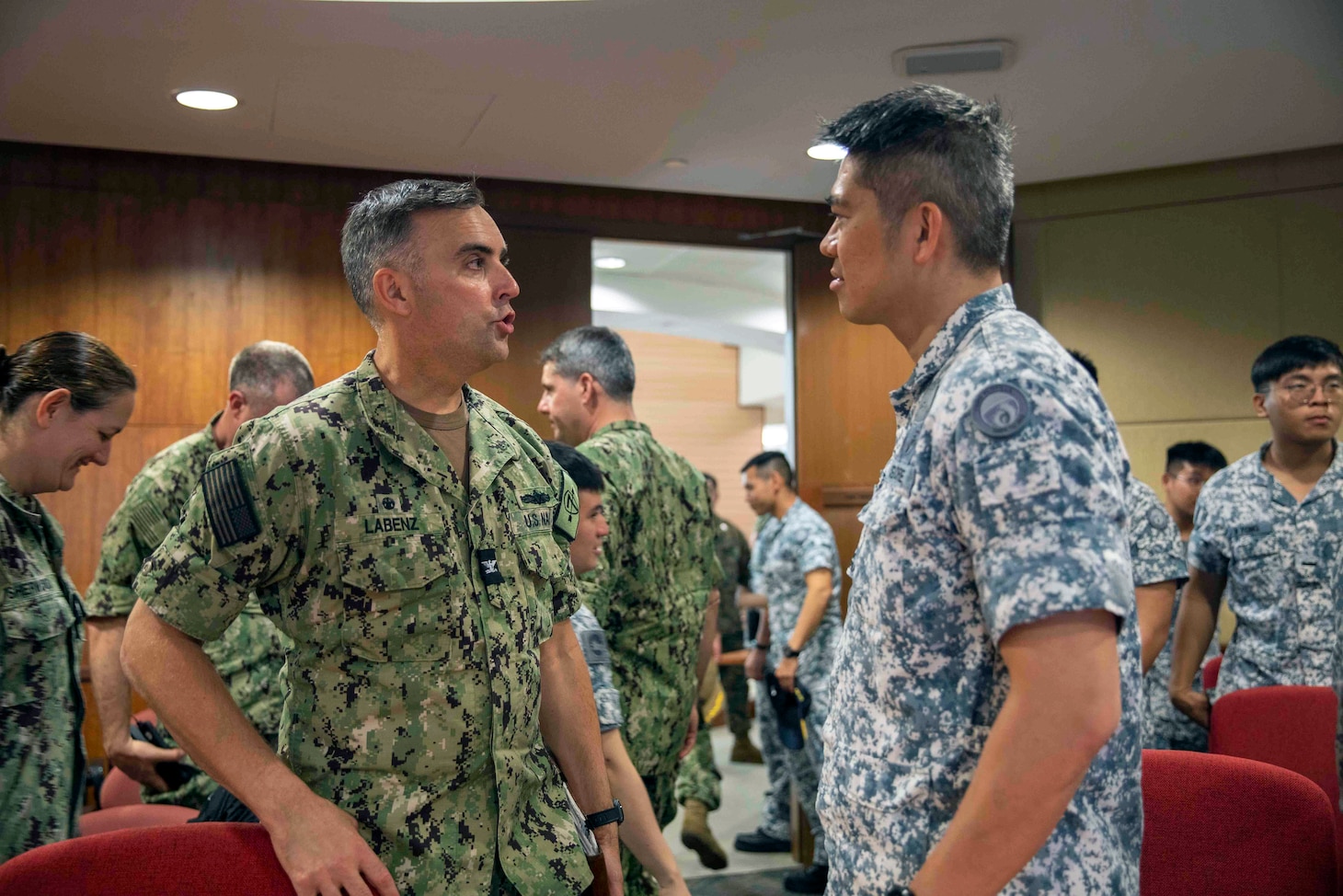 Makin Island and John P. Murtha Arrive in Singapore for CARAT/MAREX Exercise
