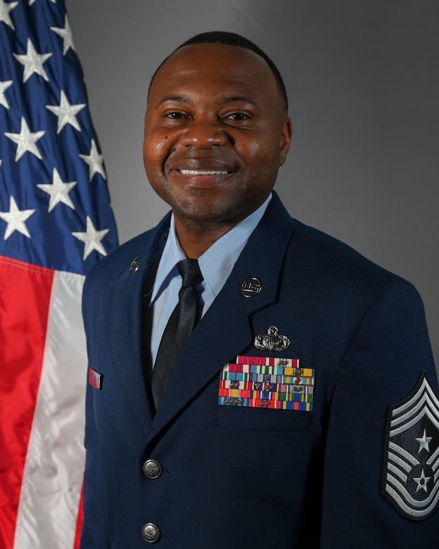 Chief Master Sergeant Clifford L. Lawton, 11th Wing Command Chief ...