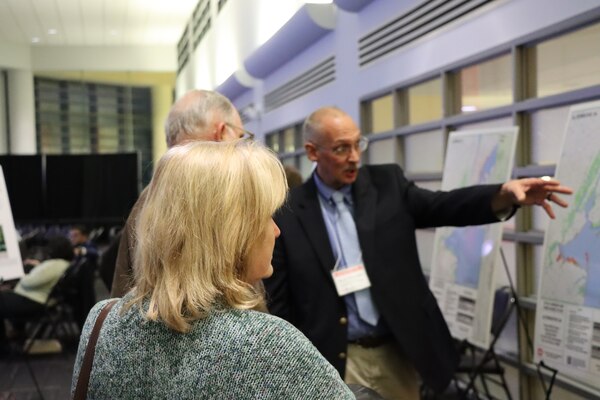 Members of the public learn more about the NY&NJ HATS Study.