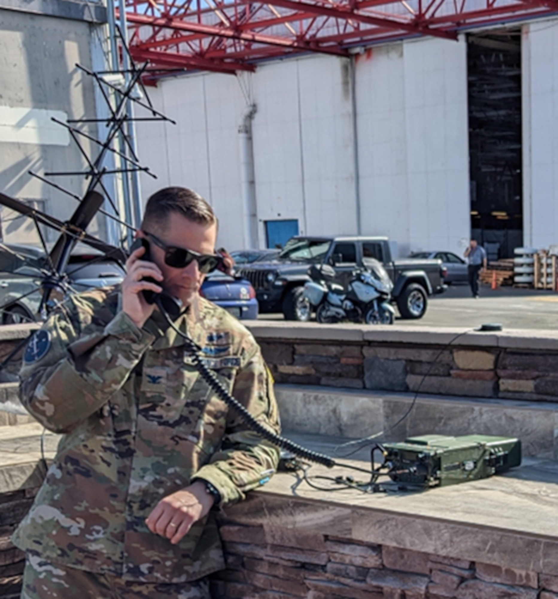 MUOS and UHF SATCOM Cross-banding