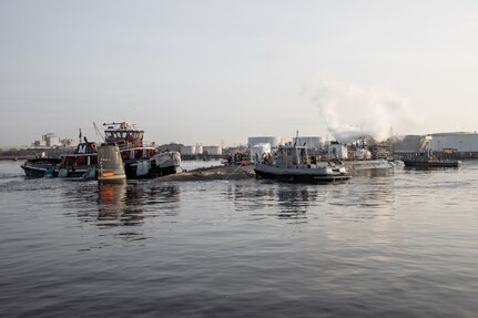 Norfolk Naval Shipyard (NNSY) welcomed the submarine USS John Warner (SSN 785) for the shipyard’s first Chief of Naval Operations (CNO) Virginia-class Extended Dry-docking Selected Restricted Availability (EDSRA), Jan. 11