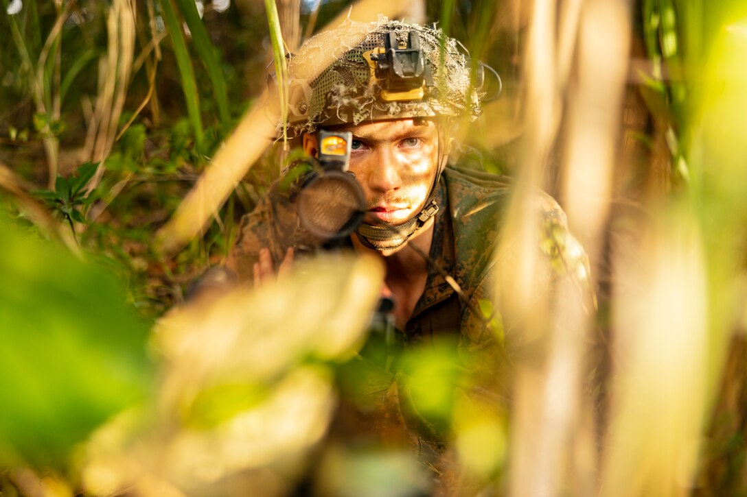 海兵隊第2連隊第1大隊が模擬軍事訓練を行いました。模擬訓練を通し、海兵空陸機動部隊（MAGTF)が有事の際に地上部隊と航空団の双方から速やかに展開を行えるように訓練を行います。