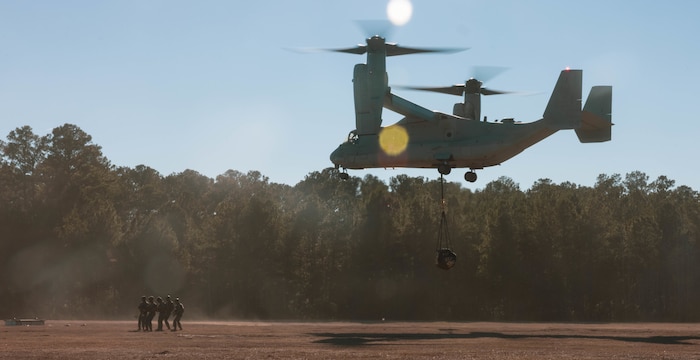 VMM-162 Conducts HST Training with 26 MEU