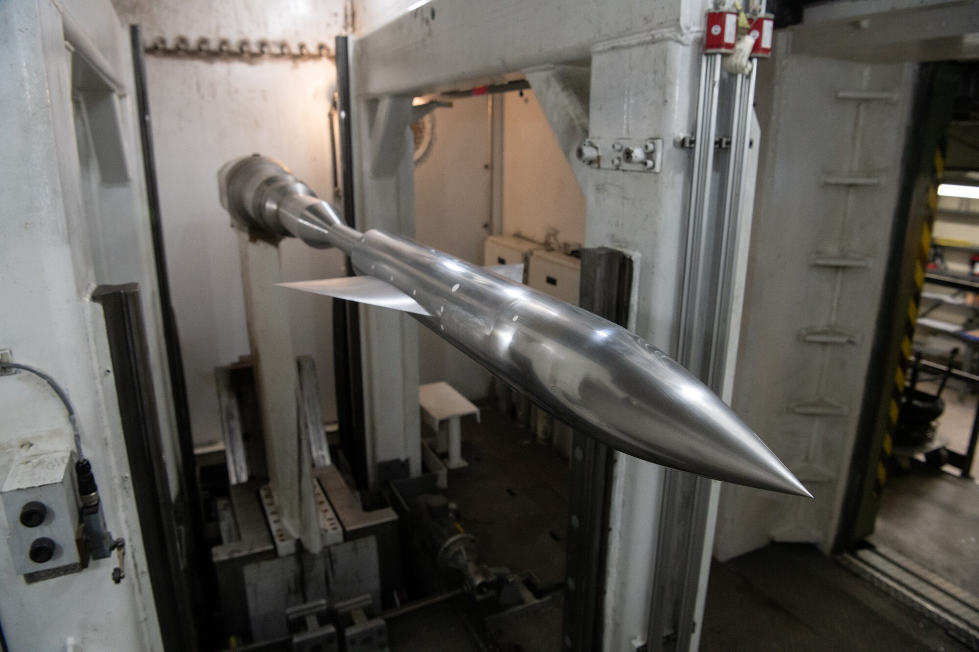 Standard test model in a tank below wind tunnel