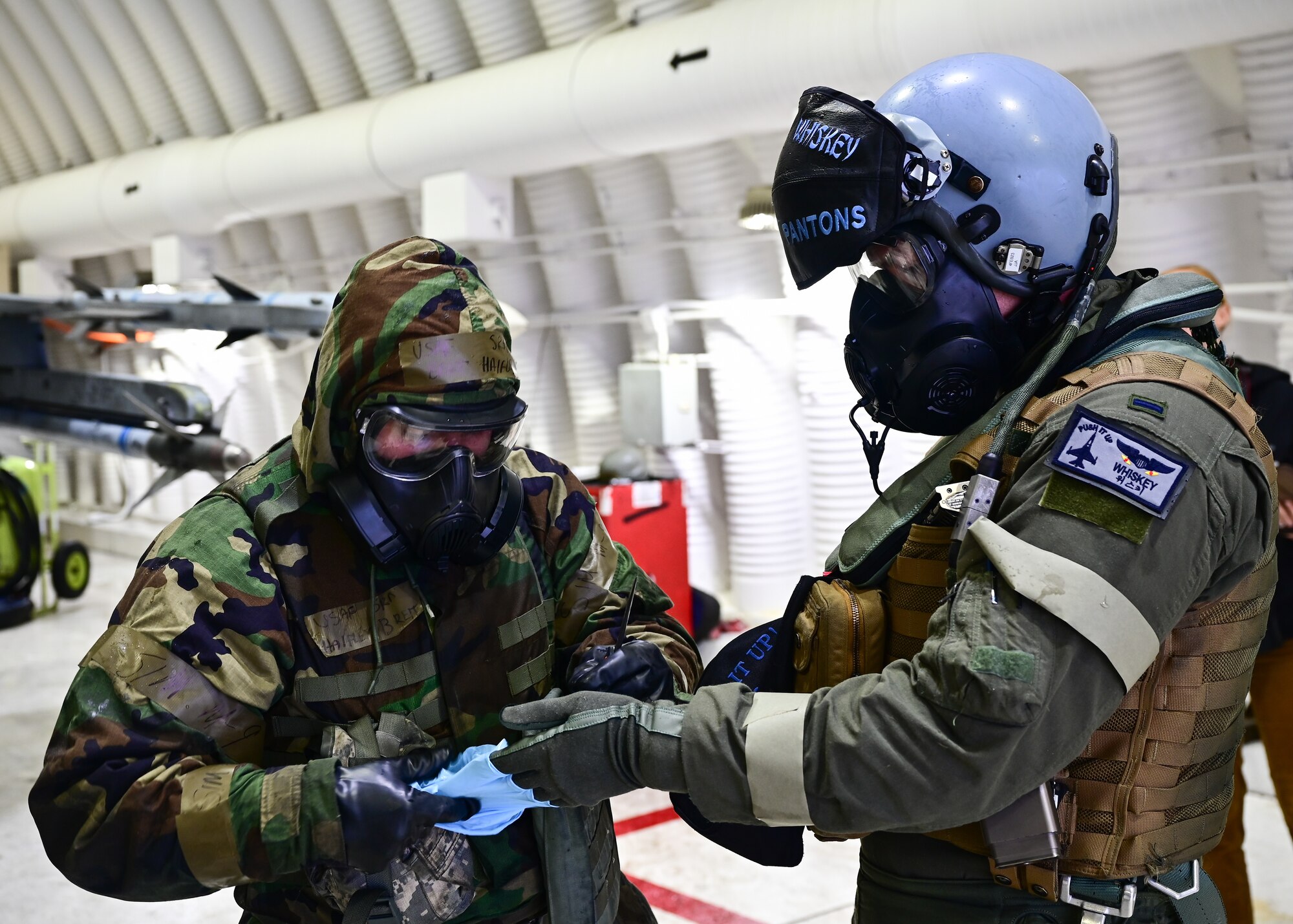 Airman helps pilot remove gear