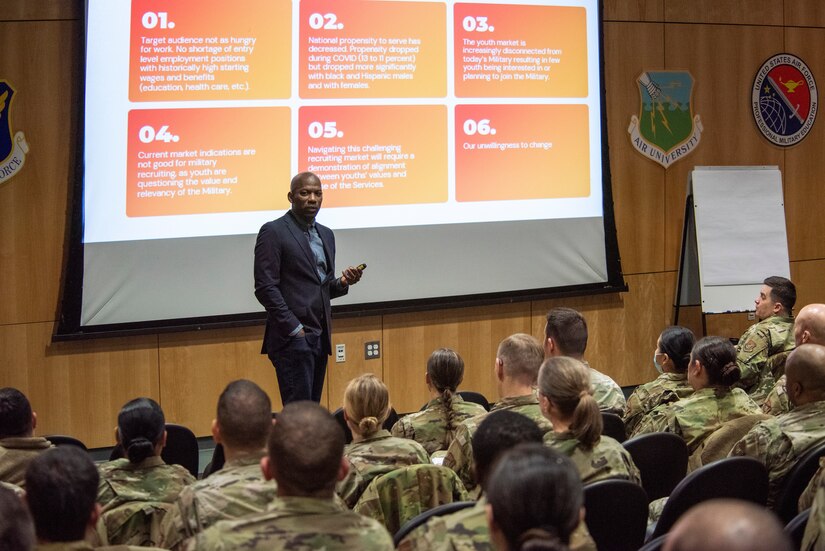 Todd Simmons, founder and CEO of the Courageous Leadership Alliance, delivers a seminar to the leaders of Joint Base Elmendorf-Richardson, Alaska, Jan. 11, 2022.