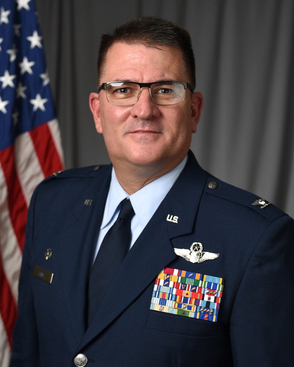 Col Glenn King Official Photo