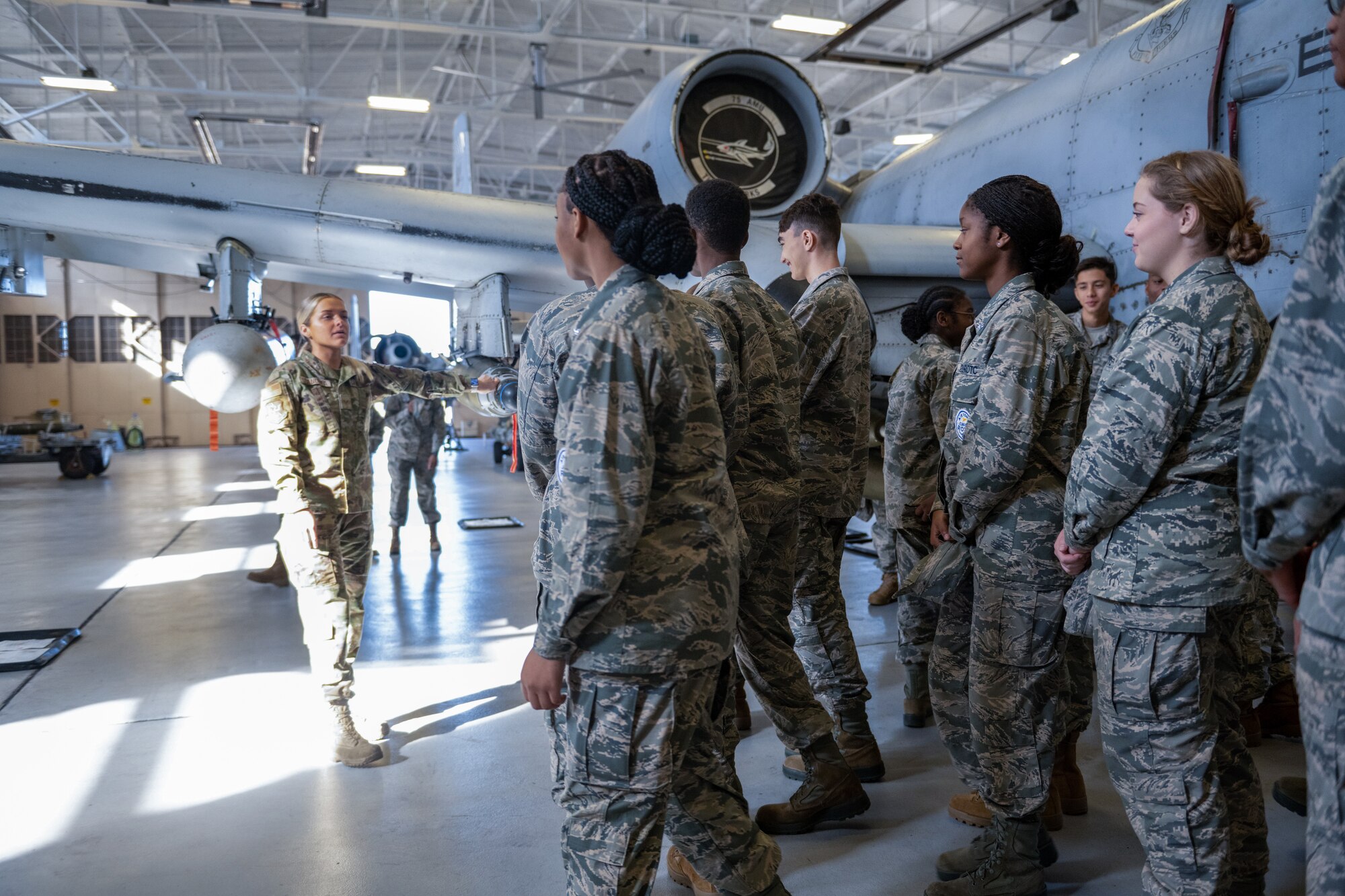 Junior ROTC students learn about A-10C Thunderbolt II aircraft