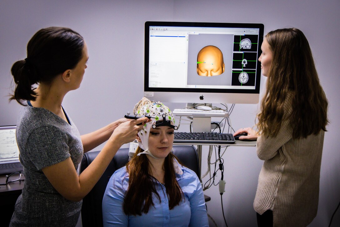 Members from the Sleep Research Center demonstrate the latest 
research and technology advances.