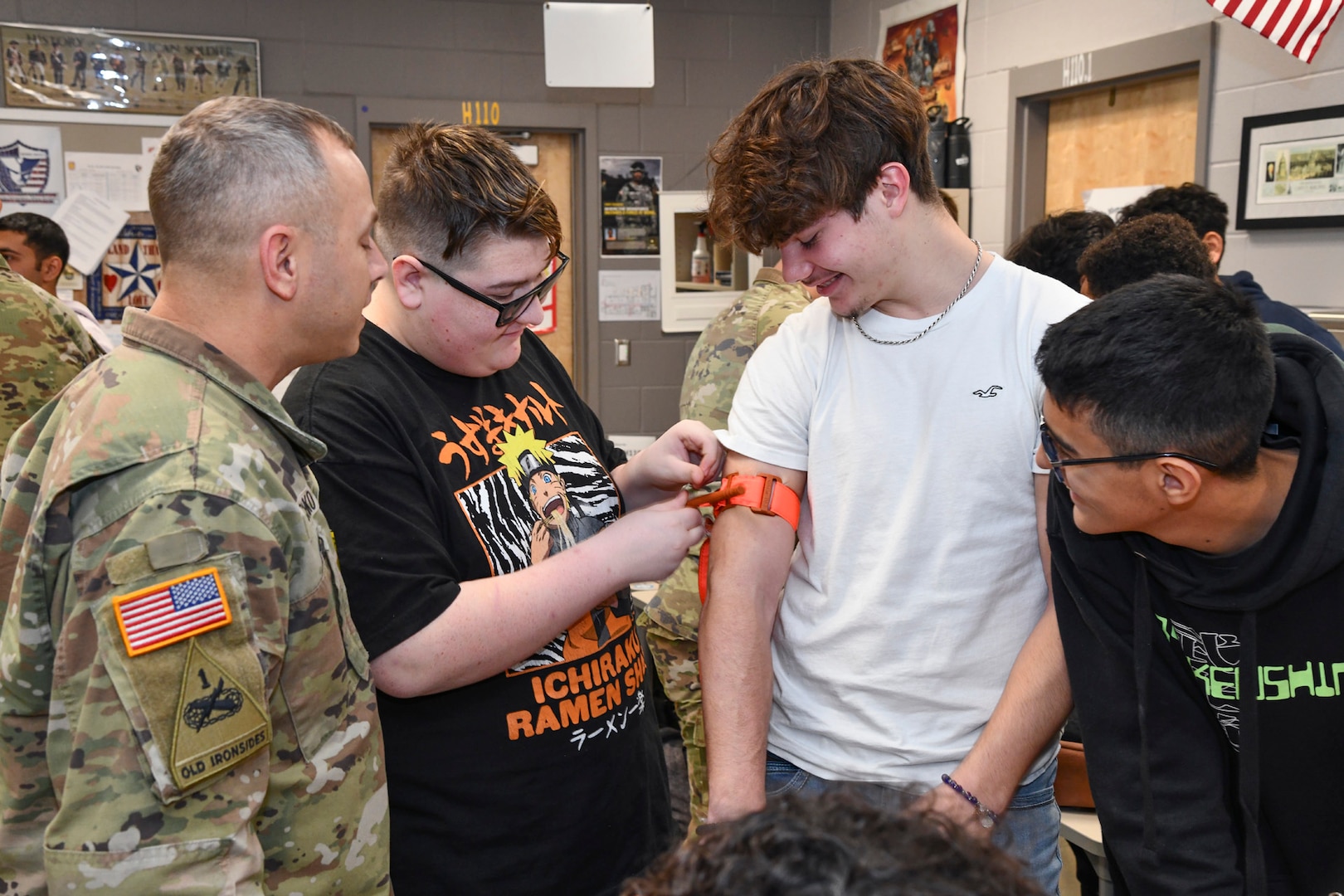 Soldiers instruct JROTC cadets how to ‘Stop The Bleed’