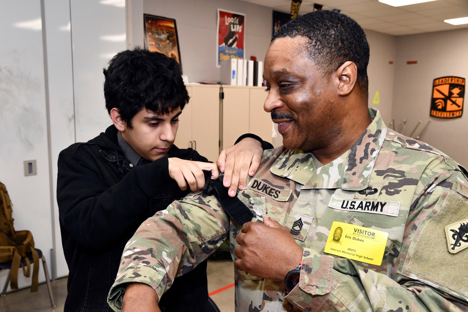 Soldiers instruct JROTC cadets how to ‘Stop The Bleed’