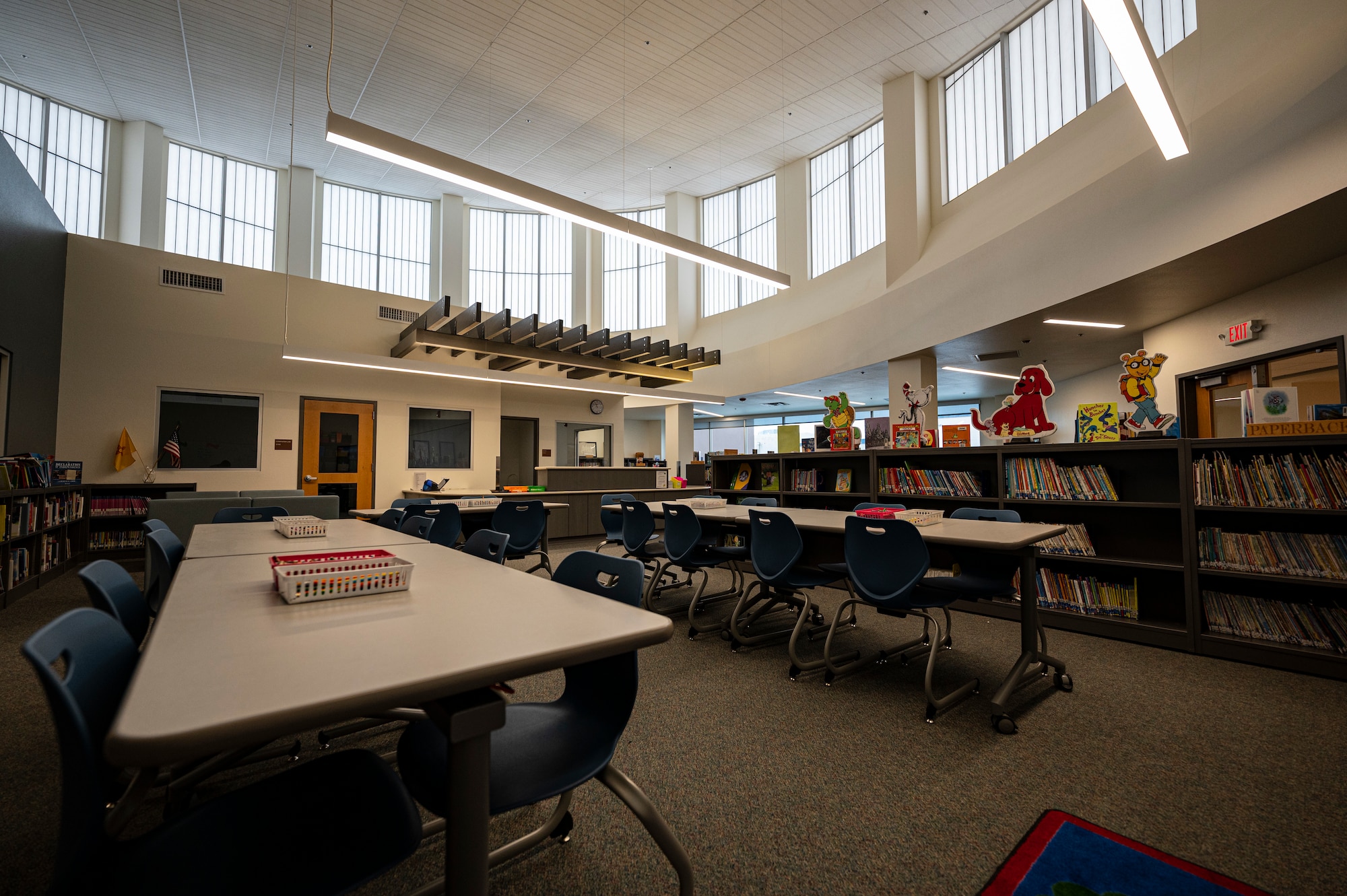 The Holloman Elementary School library in New Mexico, Jan. 17, 2023. The new school has the capacity to support over 500 students, an increase from the previous facility. (U.S. Air Force photo by Airman 1st Class Isaiah Pedrazzini)
