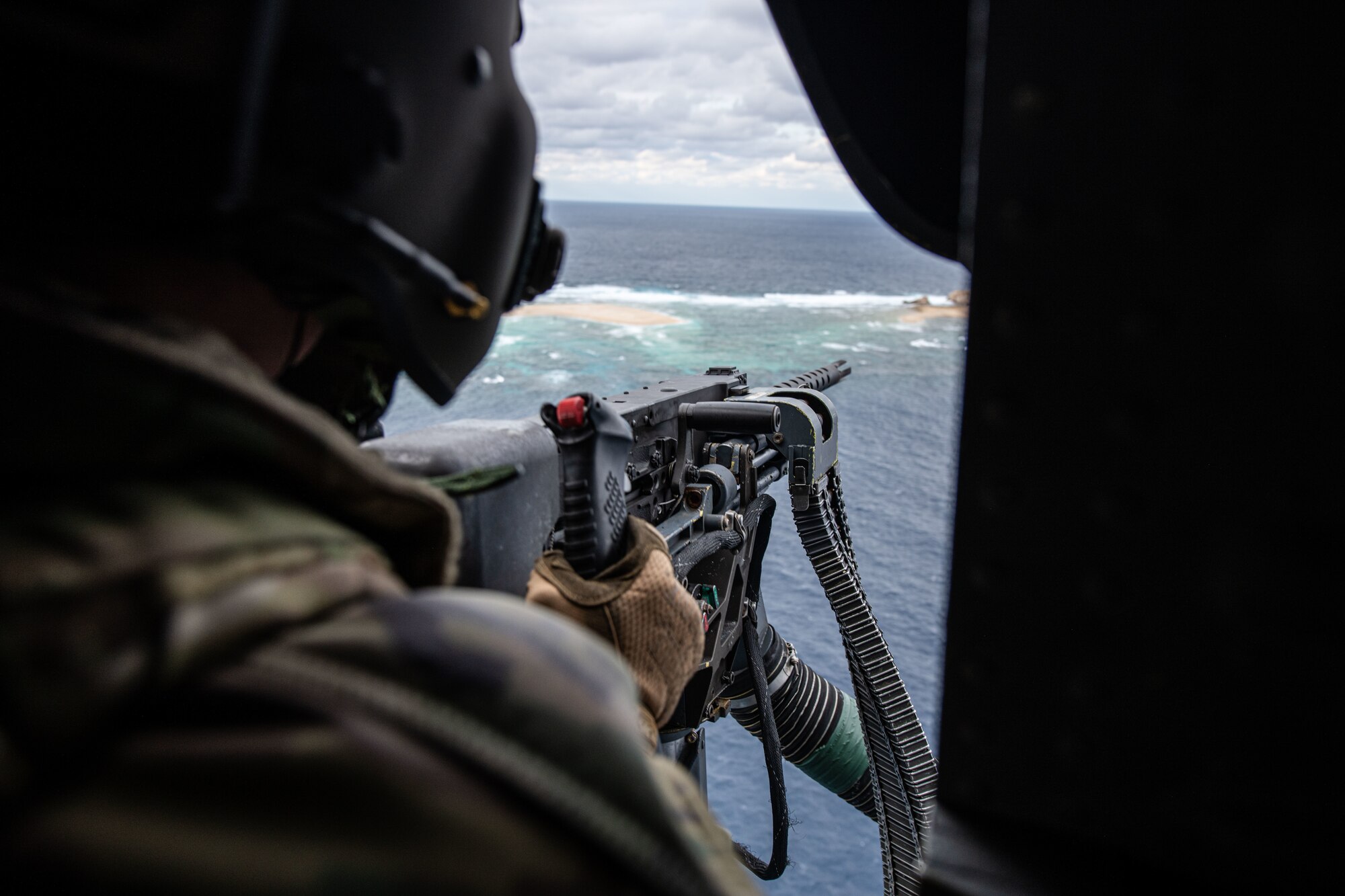 An Airman trains on a machine gun.