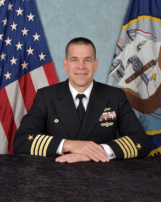 Official biography photo of Capt. Daniel W. Ettlich, director, fleet maintenance, U.S. Pacific Fleet.