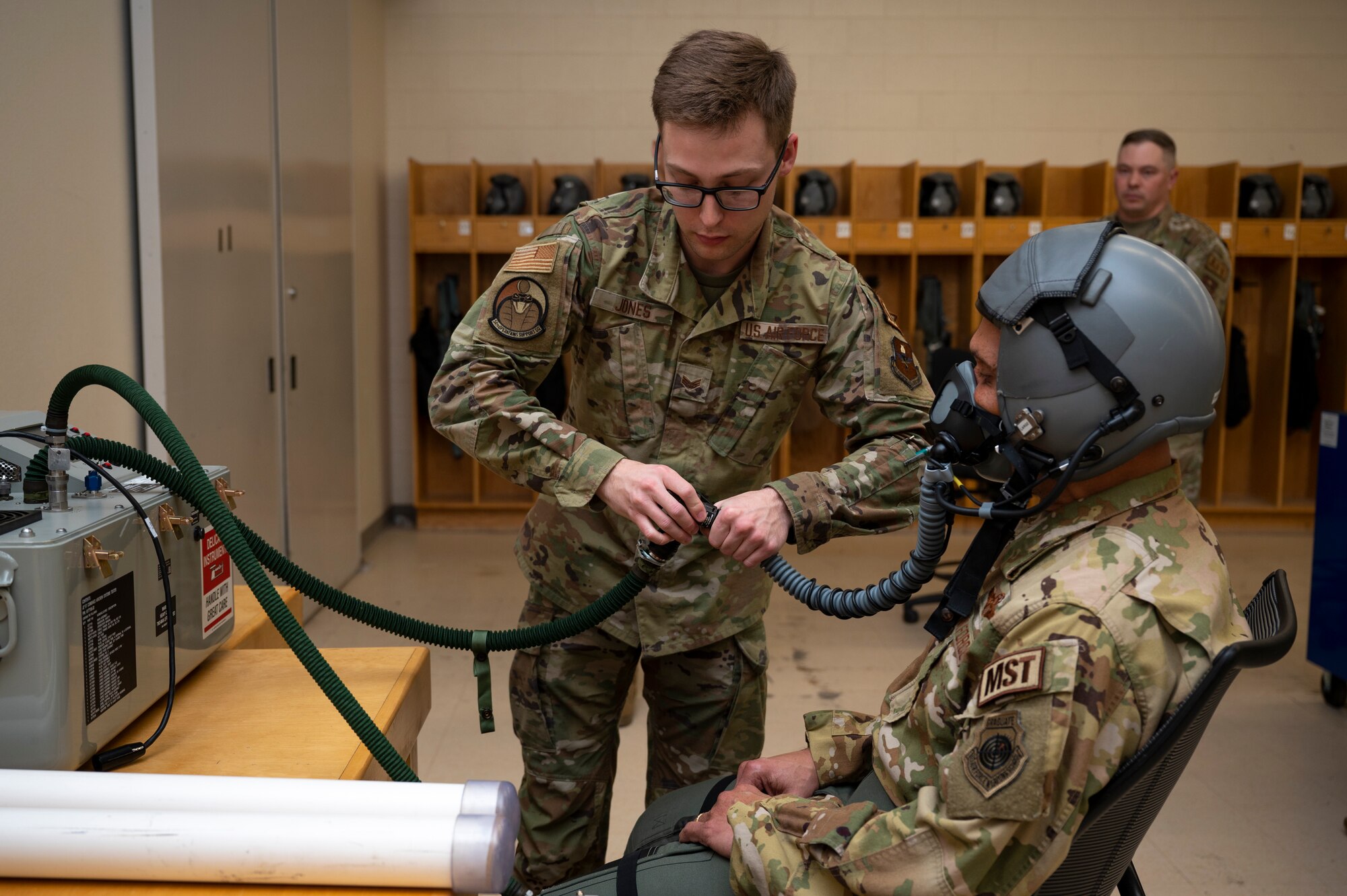 AETC commander visits Holloman’s Fightin’ 49ers