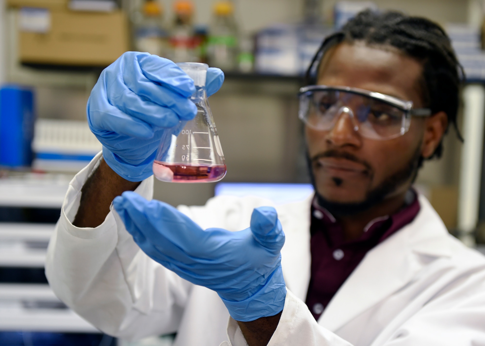 Morgan State physics major Derick Buckles works in the lab during a 10-week internship at the Naval Research Laboratory in Washington, part of a summer research program administered by the Department of the Navy's Historically Black Colleges and Universities and Minority Institution (HBCU/MI) program. In addition to conducting scientific research, undergraduates attend scientific and skill-set seminars on topics including laboratory safety, ethics in science and engineering, job-search and interviewing skills and resume writing. (U.S. Navy photo by John F. Williams/Released)