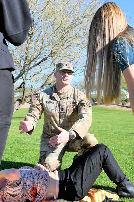 Army Reserve Soldiers help 'Stop the Bleed'