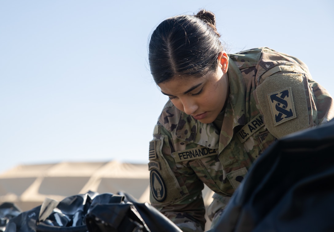 143d Expeditionary Sustainment Command conducts an equipment layout