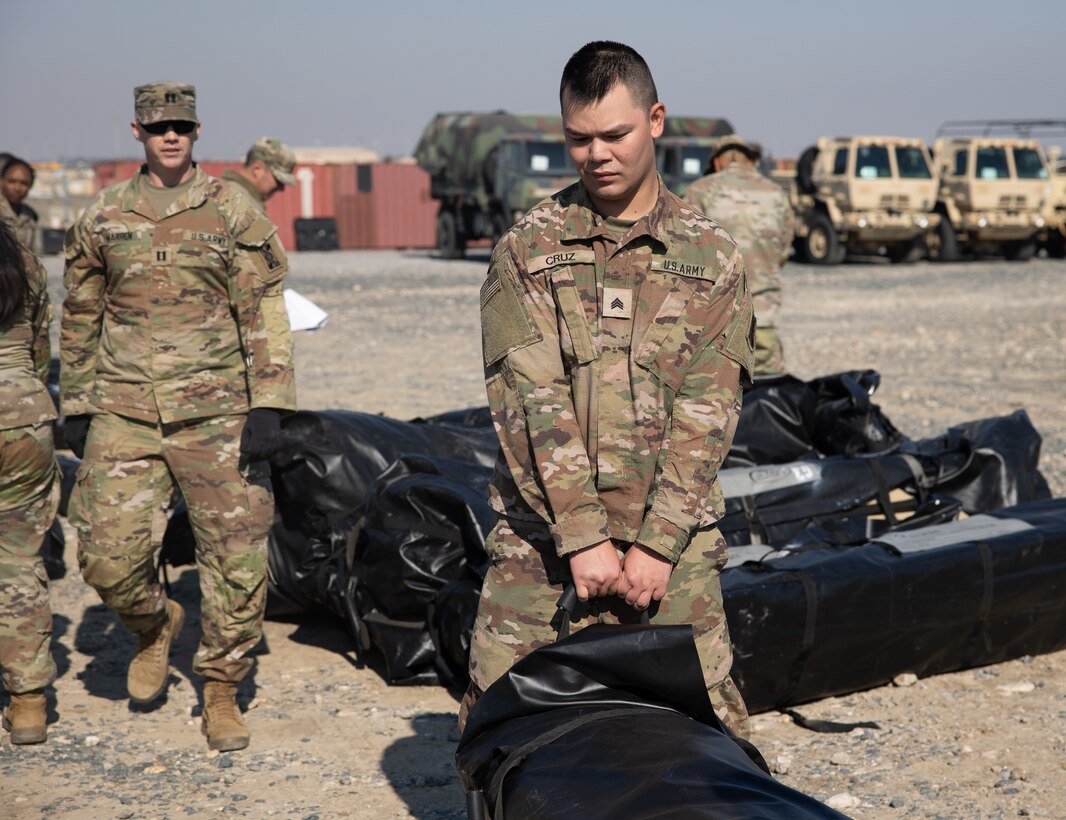 143d Expeditionary Sustainment Command conducts an equipment layout